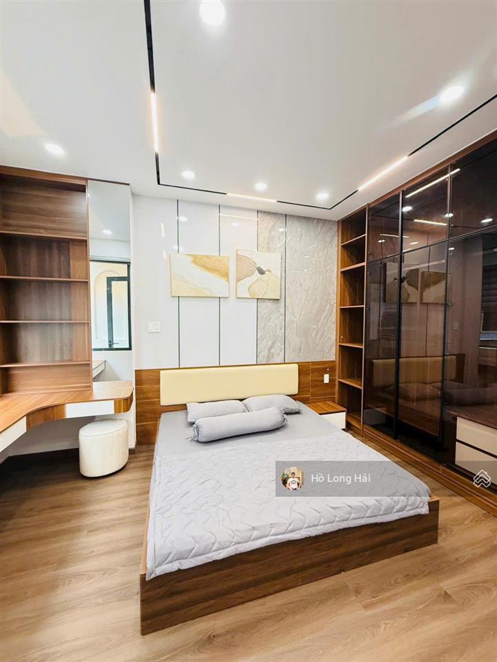 Hạ 1 tỷ! chỉ 8,6 tỷ, bán nhà đường âu cơ p.14 thông bàu cát  4,1x17m  1 trệt 2 lầu.