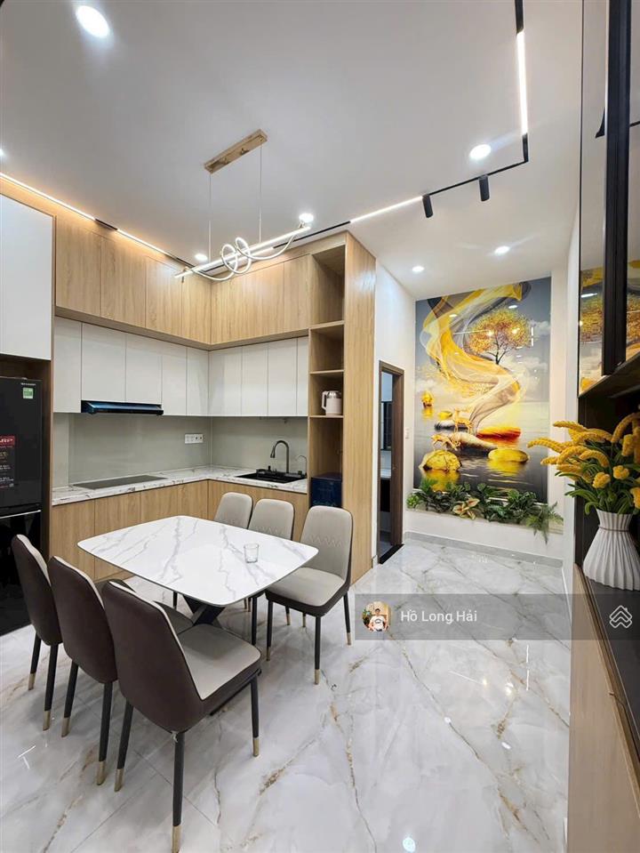Hạ 1 tỷ! chỉ 8,6 tỷ, bán nhà đường âu cơ p.14 thông bàu cát  4,1x17m  1 trệt 2 lầu.
