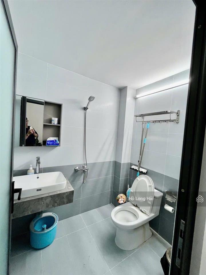 Hẻm 8m đường gò dầu  cách tân sơn nhì 50m, 4x18m, 3 lầu sân thượng, giá chỉ 8,8 tỷ