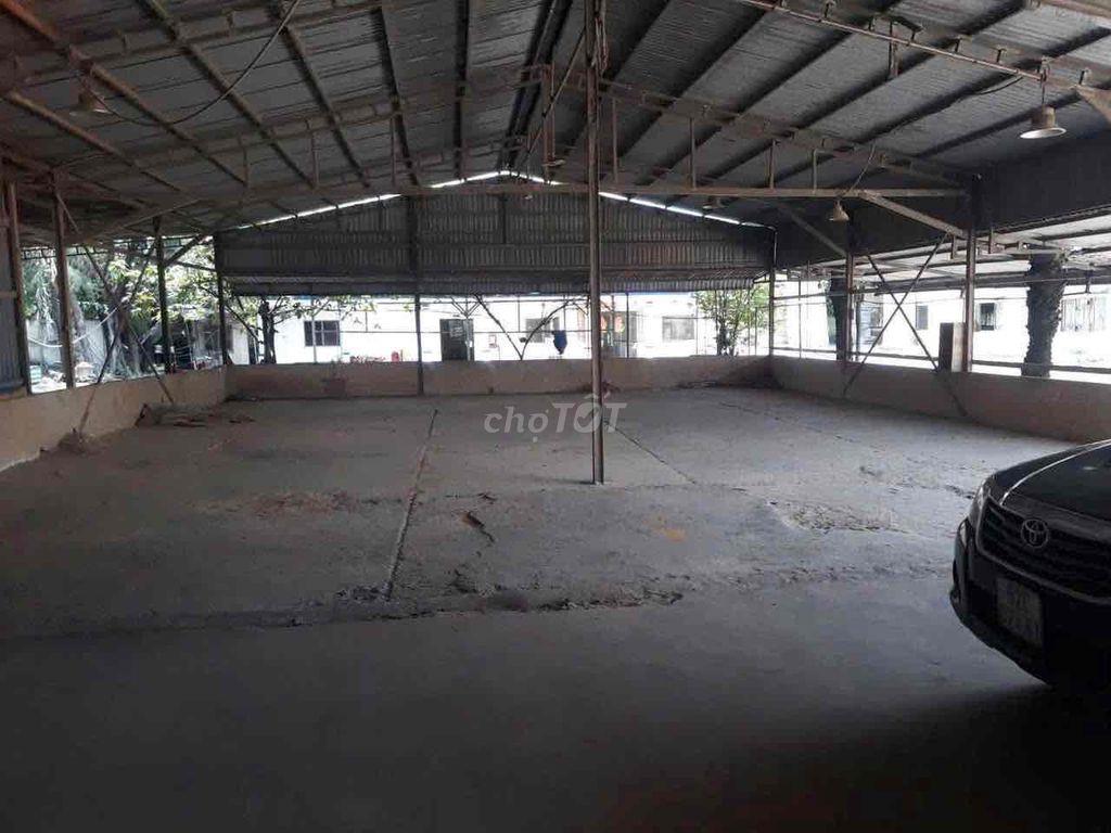 xưởng cho thuê giá quá hạt dẻ 220tr 4000m