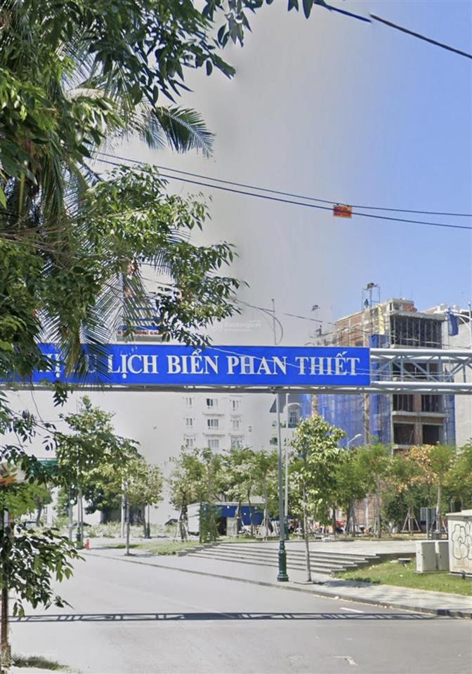 Cần lô đất ở góc 3 mặt tiền ocean duns ,khu phố biển phan thiết giá tốt.