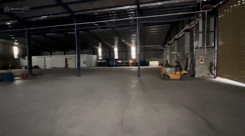 Chính chủ bán đất mặt tiền đường dẫn hàm kiệm có sẵn kho xưởng, có 1000m2 đất ở, giá tốt phan thiết