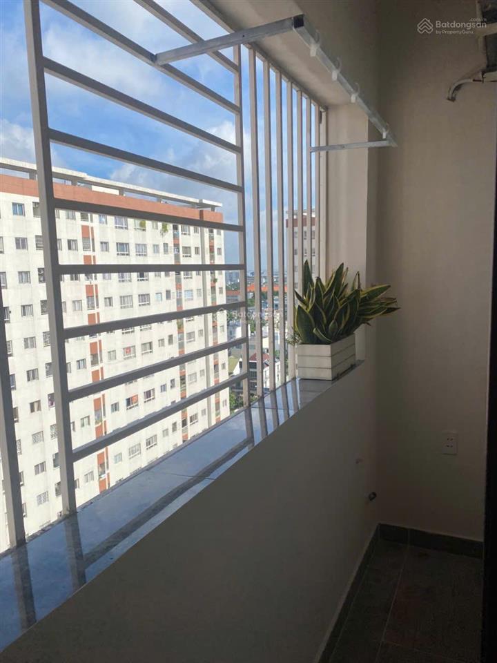 Chính chủ cho thuê căn hộ dịch vụ tại green town bình tân, 30m2, full, giá 4.3tr0901 072 ***