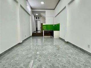Bán nhà 2 tầng (54m2 đất) âu dương lân p2. q8  gần chợ rạch ông
