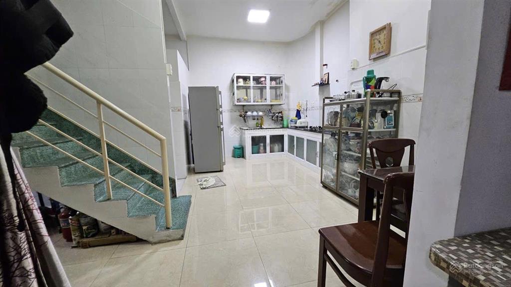 Bán nhà 2 tầng (67m2 đất) hẻm thẳng cao xuân dục p12. q8
