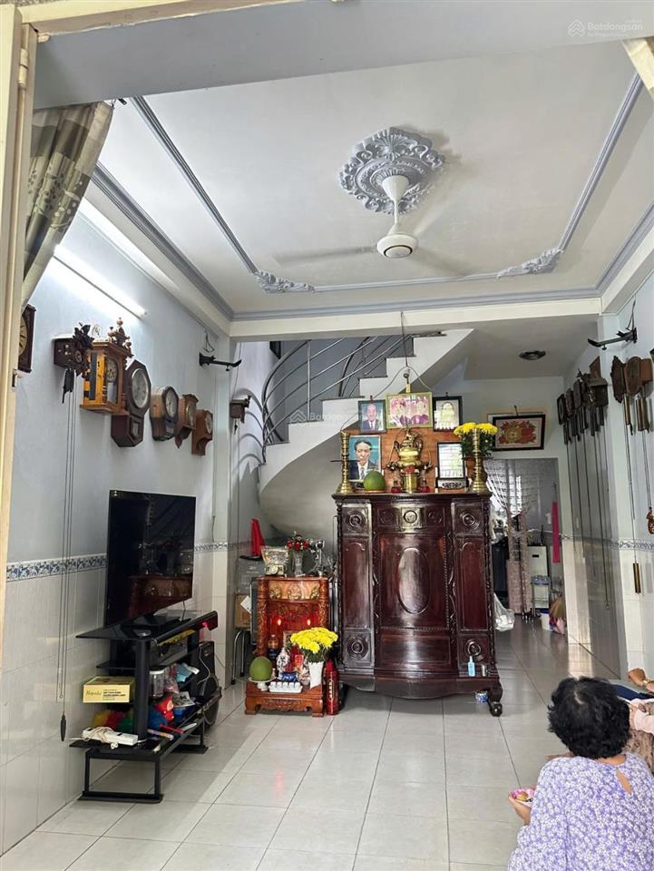 Bán nhà 4 tầng dương bá trạc p2, q8  gần chợ rạch ông