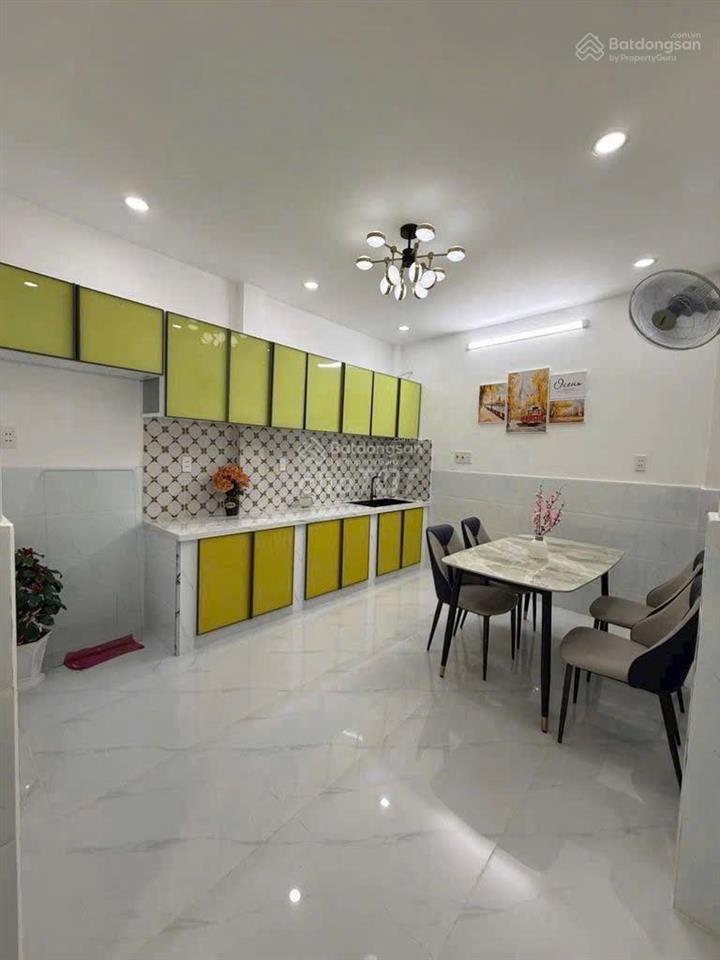 Bán nhà mới đẹp âu dương lân p3. q8  giá 4,5 tỷ (tl)