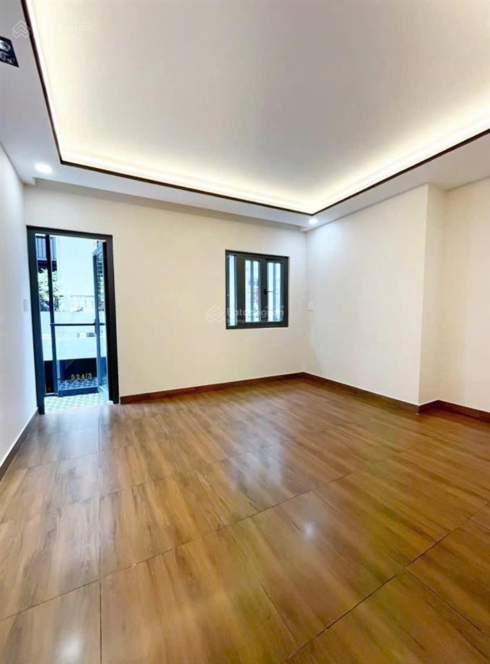 Bán nhà mới 3 tầng, cách 2 căn ra mặt tiền hưng phú p9, q8