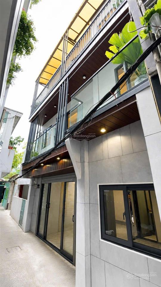 Bán nhà mới 3 tầng, cách 2 căn ra mặt tiền hưng phú p9, q8