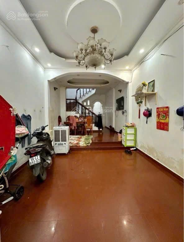 Bán nhà 4 tầng (4m x 15m) âu dương lân, phường 3, quận 8