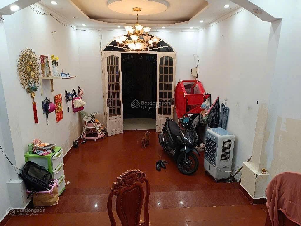 Bán nhà 4 tầng (4m x 15m) âu dương lân, phường 3, quận 8