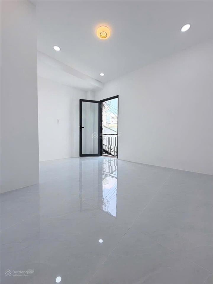Bán nhà mới 3pn sát mặt tiền hưng phú p9. q8