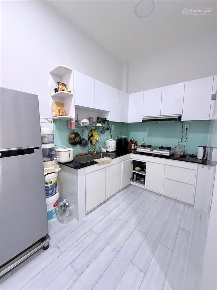 Bán nhà 3 tầng, hẻm 5m âu dương lân p3. q8 giá chỉ 5,26 tỷ tl