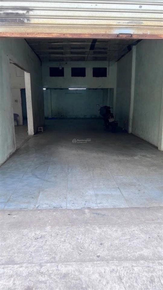 Cho thuê mặt bằng kho xưởng 9x15 có lửng  hẻm xe tải 1 trục