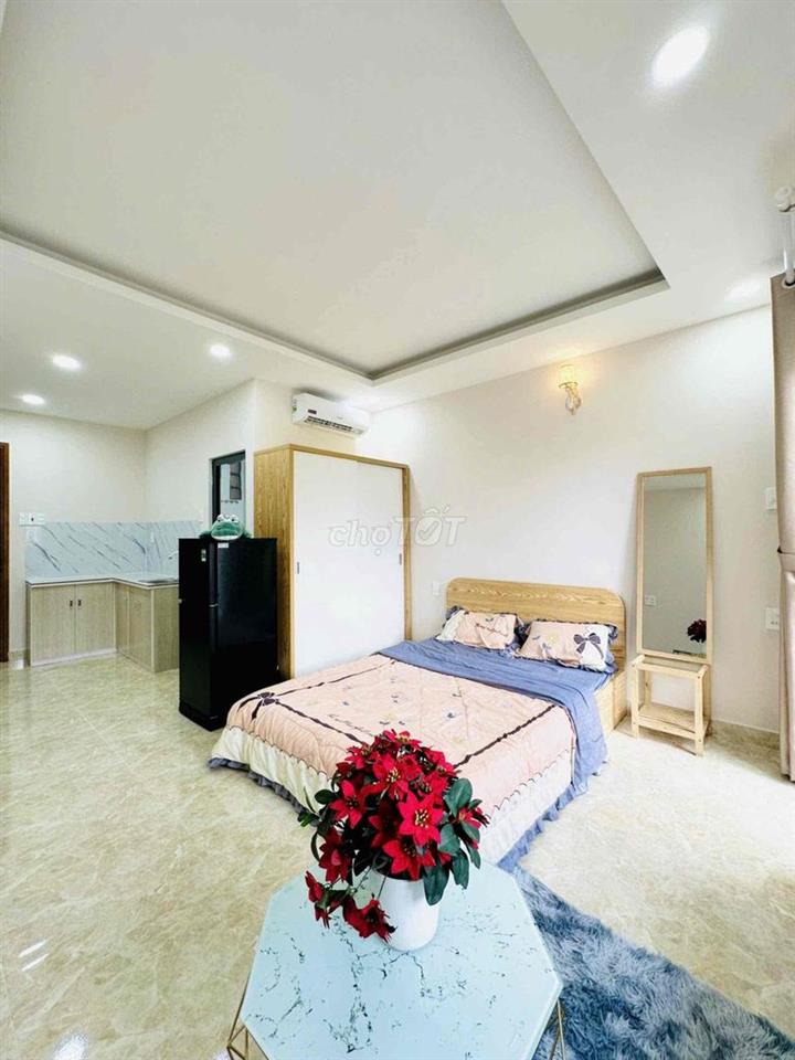 Căn Hộ Ban Công FULL NT Y Hình Ngay Nguyễn Xí