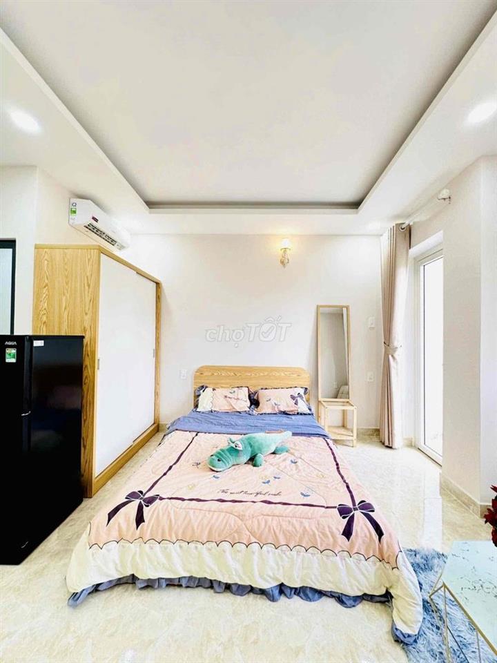 Căn Hộ Ban Công FULL NT Y Hình Ngay Nguyễn Xí