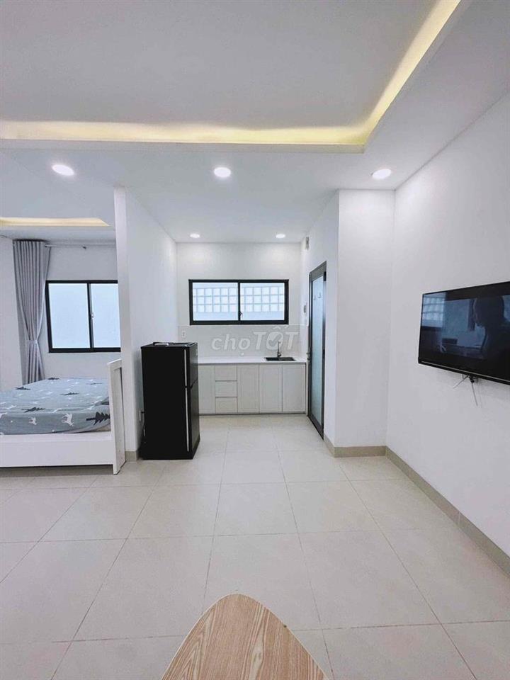 Căn Hộ Cao Cấp Chính Chủ FULL NT Ngay Hàng Xanh Bình Thạnh