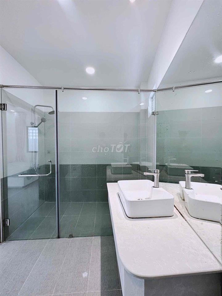 Căn Hộ Cao Cấp Chính Chủ FULL NT Ngay Hàng Xanh Bình Thạnh
