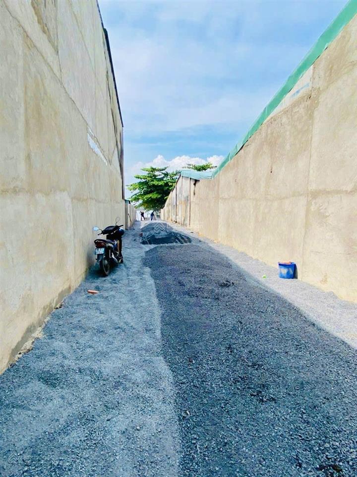Bán đất mặt tiền đường cmt8 ngay mũi tàu + ven sông phường trấn biên (quyết thắng cũ)