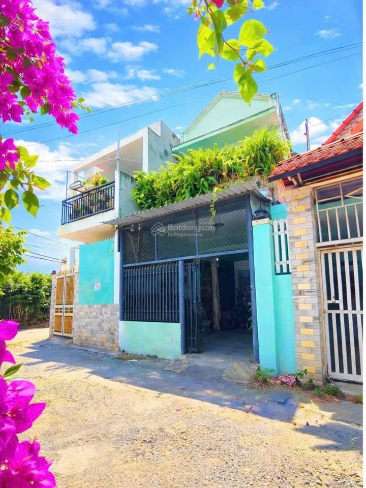 Bán nhà 1 lầu phường hiệp hoà cách bờ kè chục bước chân  đường ô tô. shr thổ cư