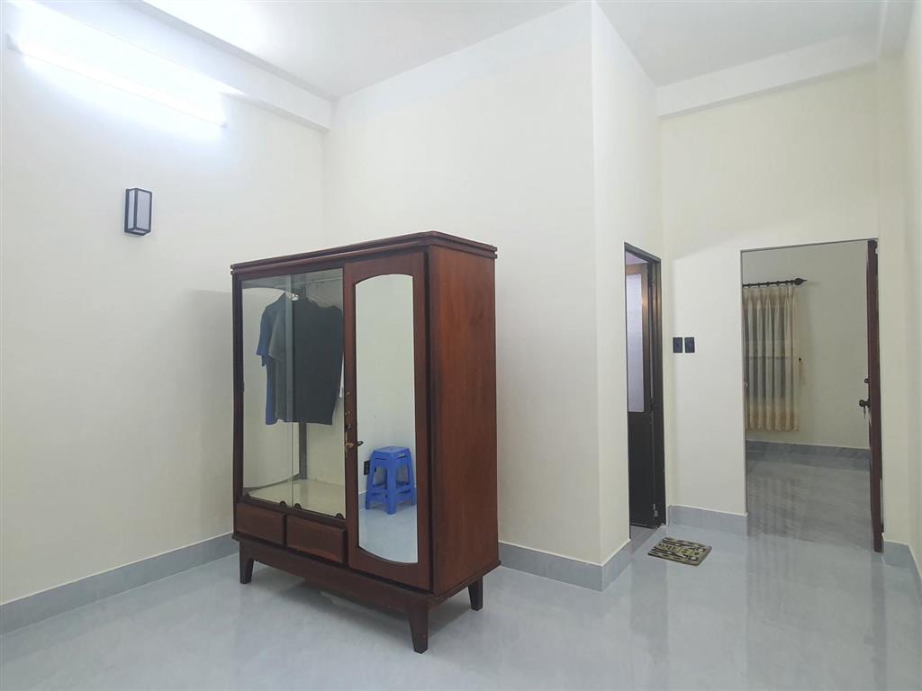 Bán nhà 2 lầu khu d2d phường thống nhất  trấn biên mới. dt 4x18m shr hoàn công đầy đủ