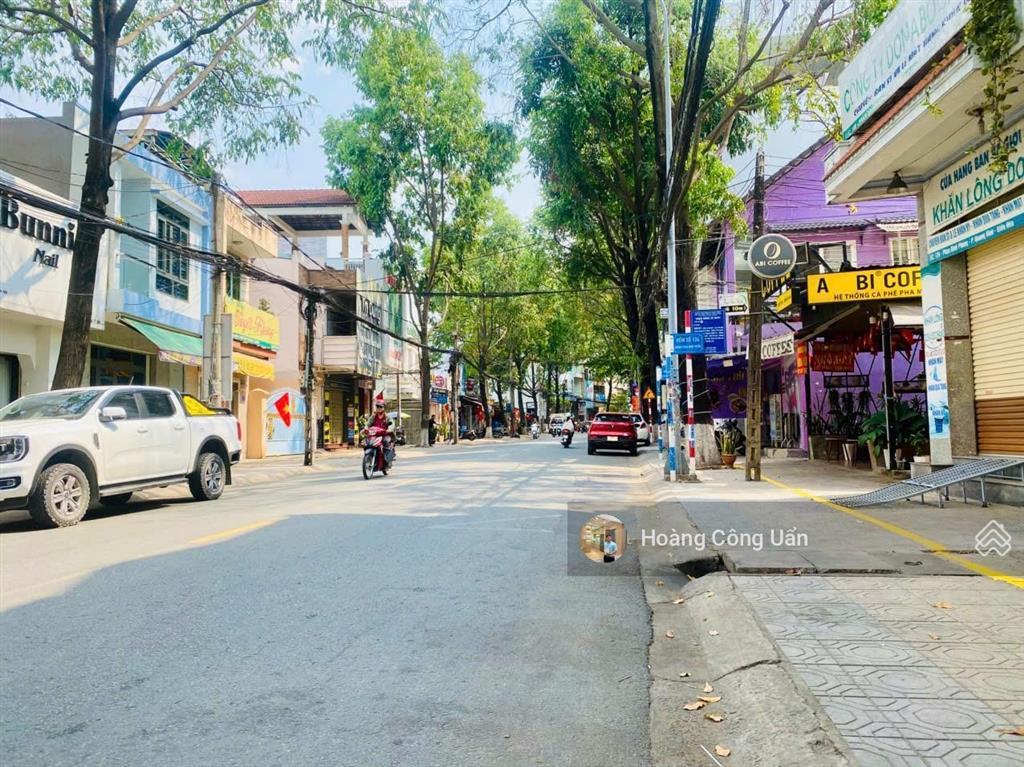 Bán nhà mặt tiền đường phan đình phùng phường trấn biên gần ngã 3 thành (đoạn cực đẹp). dt 5,2x21m