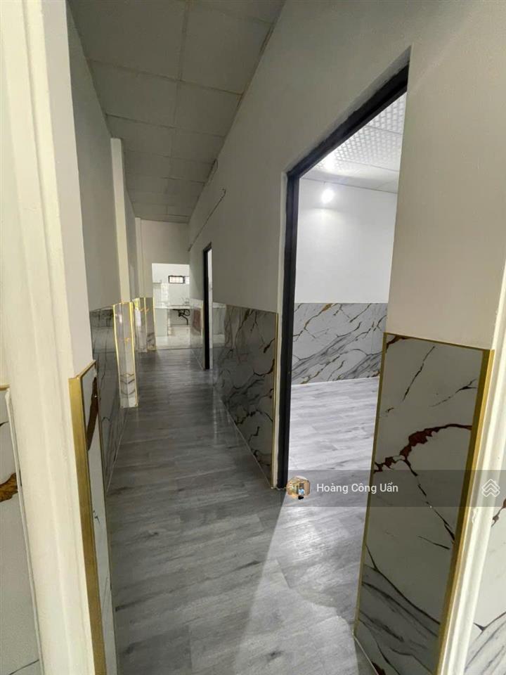Bán nhà đối diện công viên, kdc bửu long. gần chợ bửu long, dt 85m2  chỉ 4tỷ200 shr hoàn công