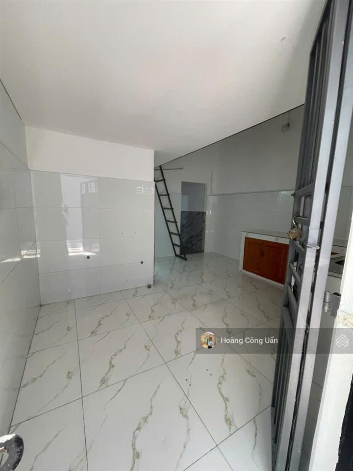 Bán nhà đối diện công viên, kdc bửu long. gần chợ bửu long, dt 85m2  chỉ 4tỷ200 shr hoàn công