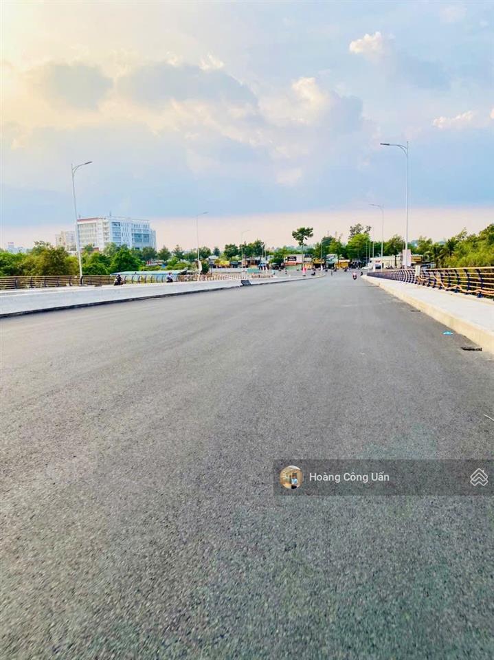 Bán nhà sân oto phường hiệp hoà. gần cầu thống nhất. xung quanh là dự án sungroup