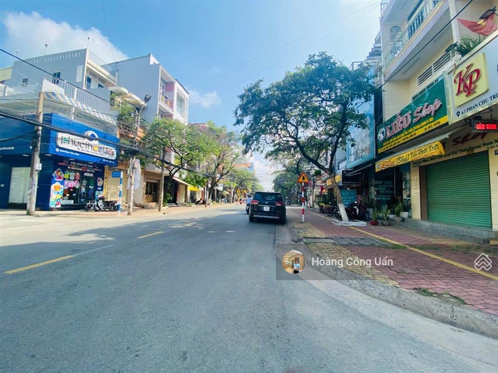 Bán nhà góc 2 mặt tiền đường phan chu trinh, phường quang vinh (trấn biên). dt 8x14,5m nở nhẹ
