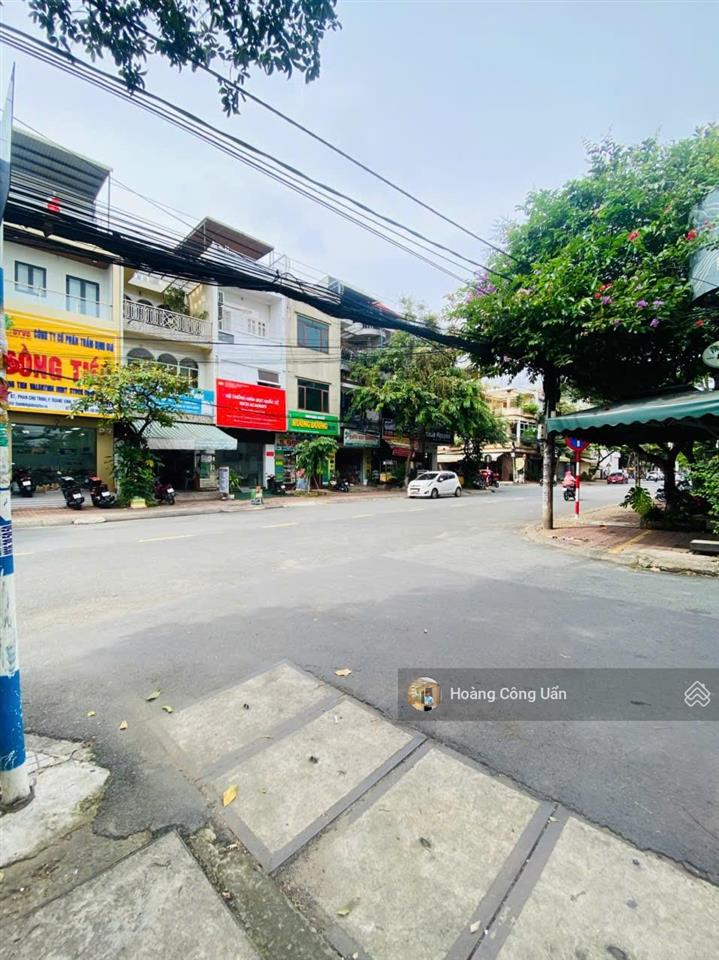 Bán nhà góc 2 mặt tiền đường phan chu trinh, phường quang vinh (trấn biên). dt 8x14,5m nở nhẹ