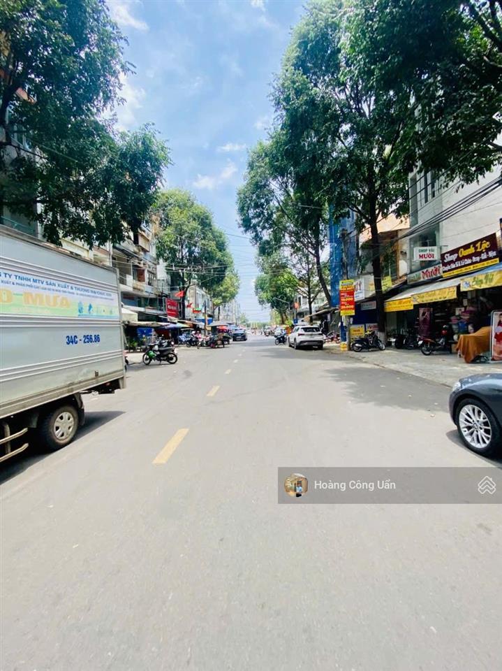 Bán nhà 3 lầu mặt tiền chợ biên hoà, phường thanh bình  trấn biên. dt 5x18m shr hoàn công