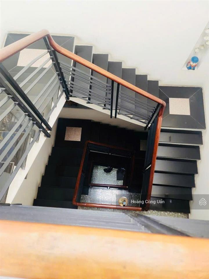 Bán nhà 3 lầu mặt tiền chợ biên hoà, phường thanh bình  trấn biên. dt 5x18m shr hoàn công