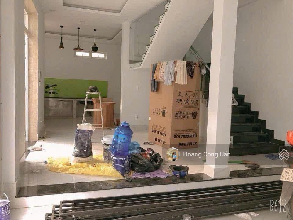 Nhà phố 2 lầu đẹp cao cấp phường trấn biên (trung dũng). gần cv biên hùng. sổ hồng hoàn công