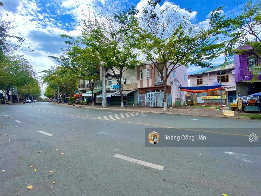 Đất mặt tiền đường huỳnh văn lũy. trung tâm biên hoà  phường trấn biên. giá sốc chỉ 3tỷ250