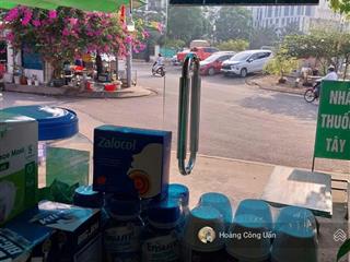 Cần bán gấp...bán lỗ nhà 1 lầu trục kinh doanh đường bên hông bvđk đồng nai  phường tam hiệp mới.
