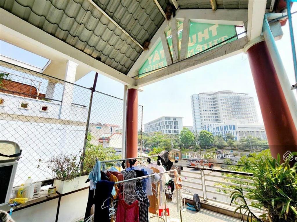 Bán lỗ nhà 1 lầu trục kinh doanh đường bên hông bvđk đồng nai  phường tam hiệp mới. giá chỉ 5 tỷ