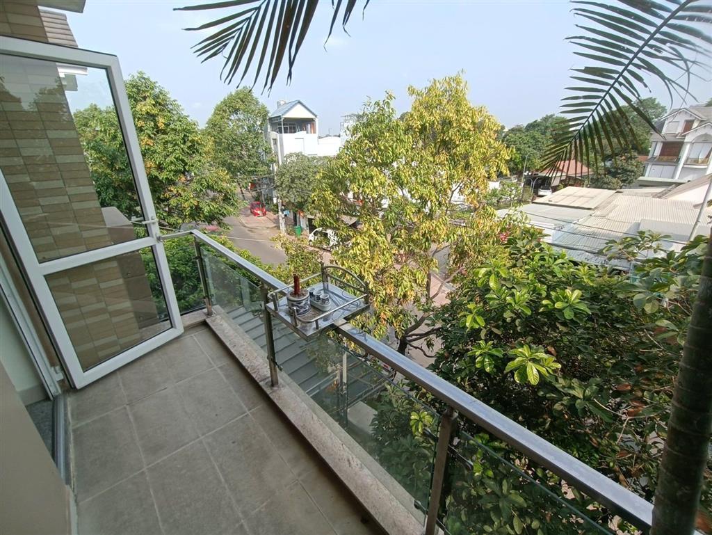 Bán gấp nhà 4 tầng mặt tiền đường nguyễn thành phương, view sông, dt 6x21m shr hoàn công  8 tỷ 2