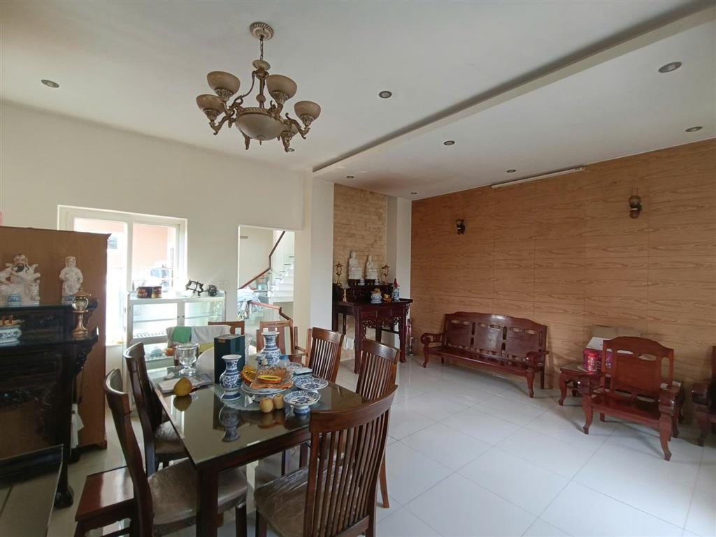 Bán gấp nhà 4 tầng mặt tiền đường nguyễn thành phương, view sông, dt 6x21m shr hoàn công  8 tỷ 2
