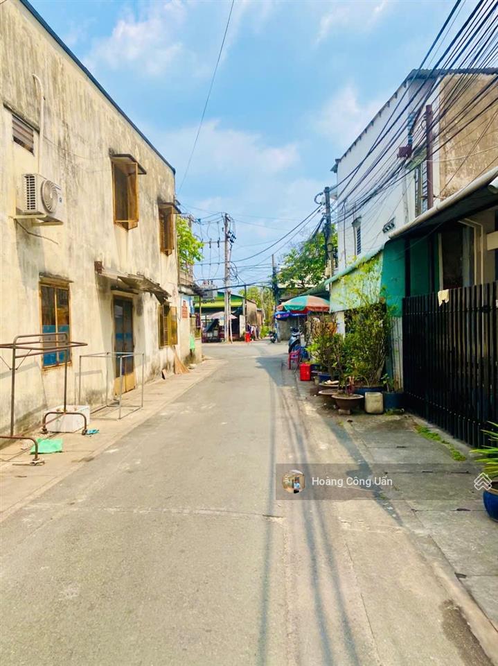 Bán đất phường trấn biên, gần trường quang vinh/ sân banh biên hòa. dt 8x11,5m shr thổ cư  3ty200