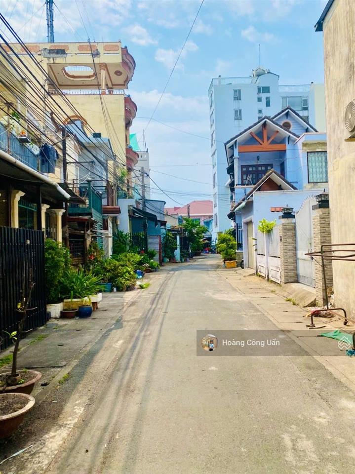 Bán đất phường trấn biên, gần trường quang vinh/ sân banh biên hòa. dt 8x11,5m shr thổ cư  3ty200
