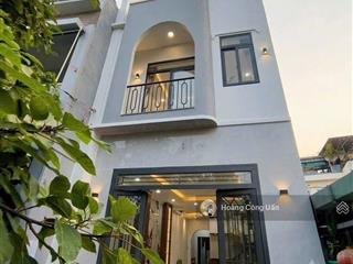 Nhà đẹp 1 lầu gần cổng 2, phường trung dũng. full nội thất  3ty150. cách nguyễn ái quốc 100m