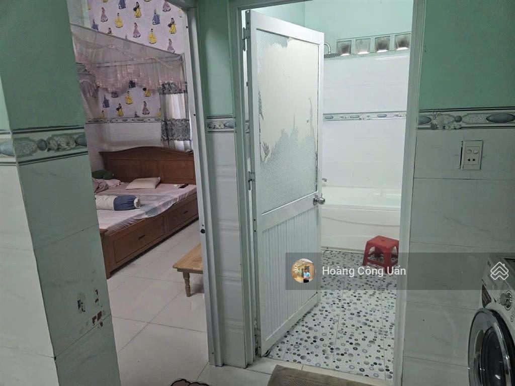 Bán nhà cấp 4 phường an bình gần toà nhà sonadezi. dt 5,3m x 22,5m  giá 2 tỷ 900 triệu