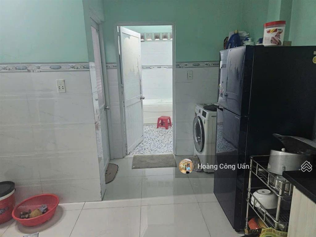 Bán nhà cấp 4 phường an bình gần toà nhà sonadezi. dt 5,3m x 22,5m  giá 2 tỷ 900 triệu