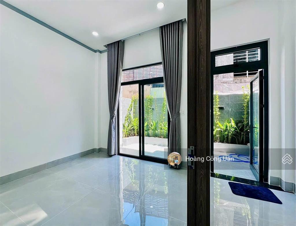 Bán nhà 1 lầu sân ô tô, gần chợ phú thọ  phường trảng dài. cách cầu săn máu/nguyễn ái quốc 150m