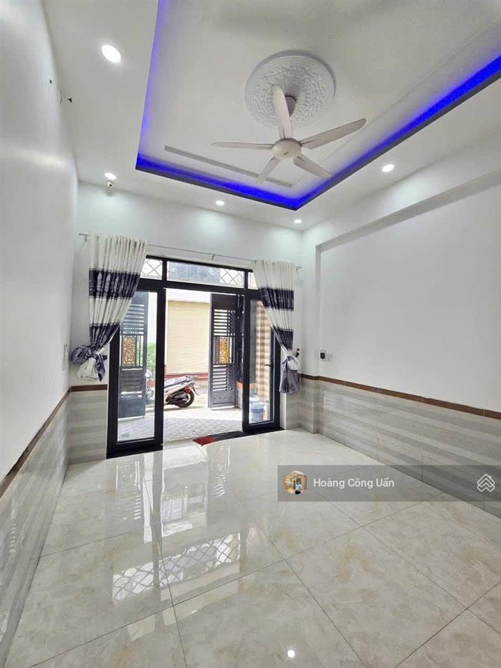 Nhà đẹp 2 lầu kdc bửu long, phường bửu long  gần chợ bửu long. giá chỉ 3 tỷ 950 triệu