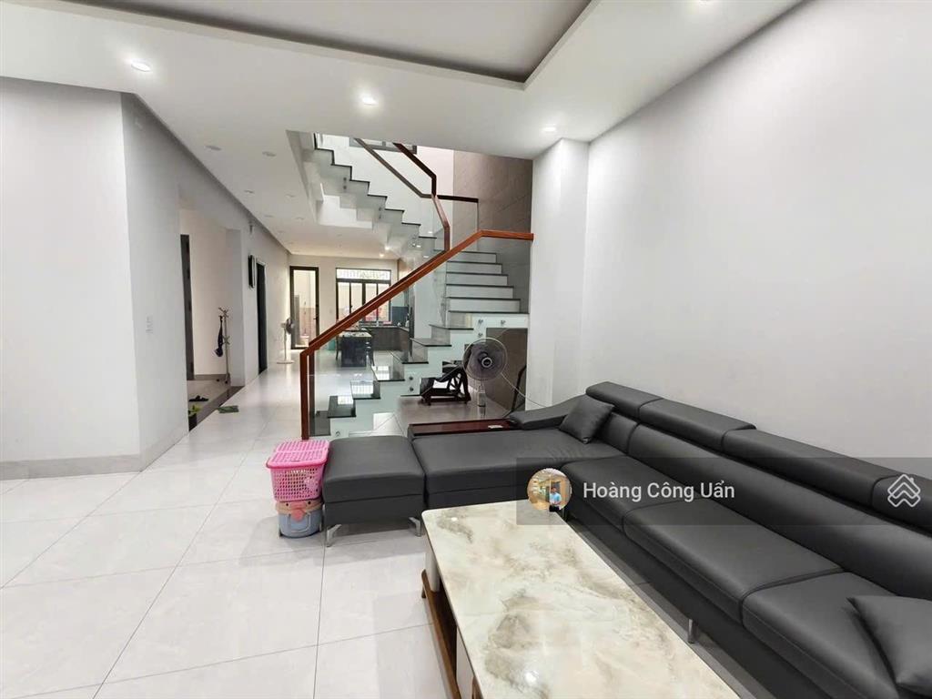 Bán nhà mặt tiền đường bùi văn hoà phường long bình phù hợp ở + kinh doanh. dt 7,8x60m shr thổ cư