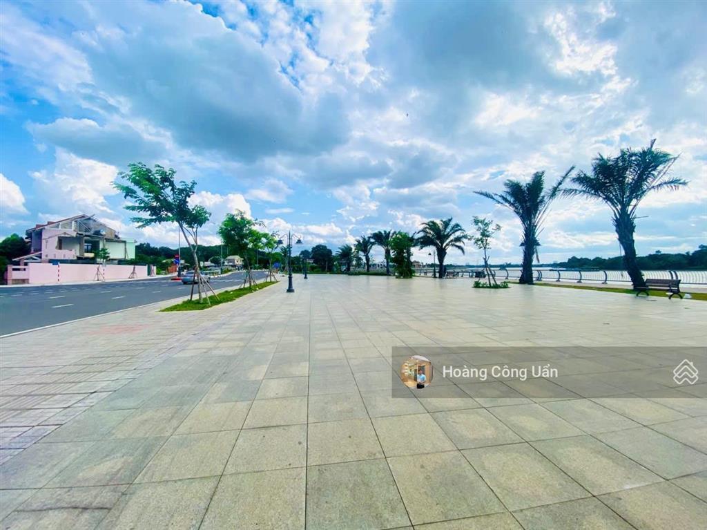 Đất lớn mặt tiền đường bờ kè sông đồng nai. phường bửu long (rẻ hơn giá hẻm). dt 416m2  10 tỷ