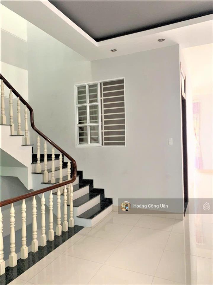 Nhà đẹp 2 lầu mặt tiền đường hoàng minh chánh, phường hoá an  biên hoà. dt 5x27m shr hoàn công