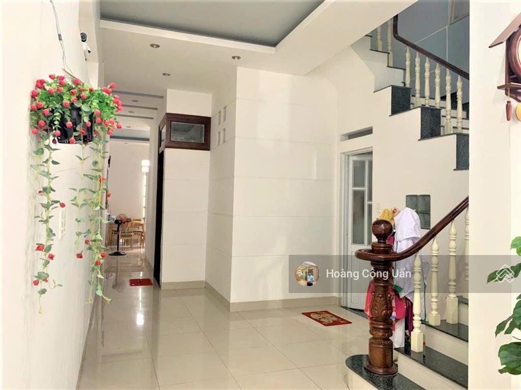 Nhà đẹp 2 lầu mặt tiền đường hoàng minh chánh, phường hoá an  biên hoà. dt 5x27m shr hoàn công